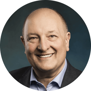 Milan-M.-photo_circle (1)